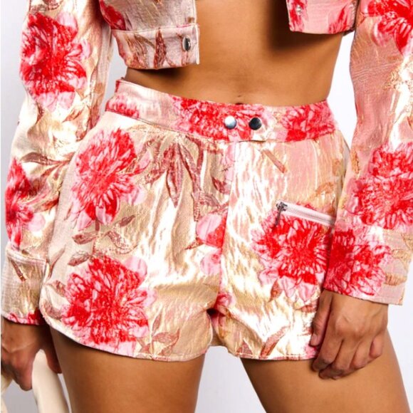 Callie Lives Pants - Callie Lives Peach Booty Brocade AKIRA In Your Dreams Shorts Small